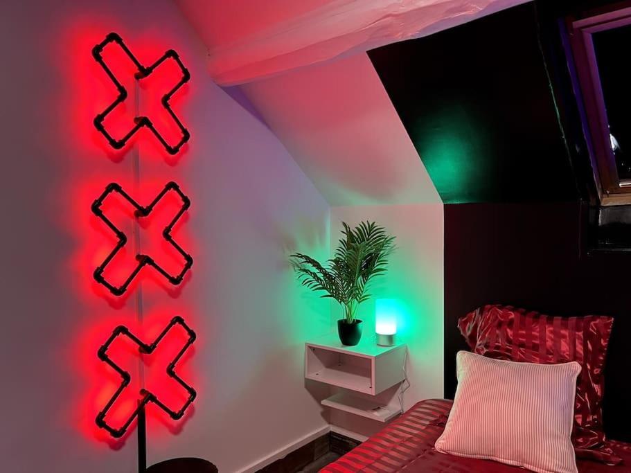 Red Love-Room / Balneo & Plus ! Souppes-sur-Loing Extérieur photo
