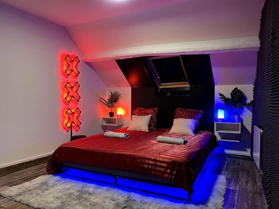 Red Love-Room / Balneo & Plus ! Souppes-sur-Loing Extérieur photo