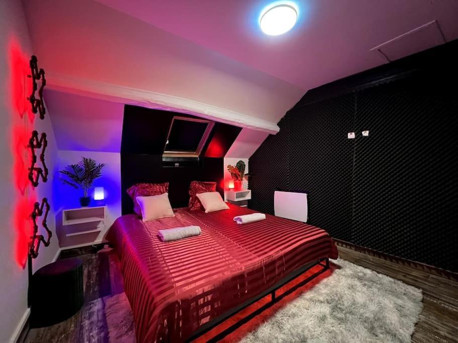 Red Love-Room / Balneo & Plus ! Souppes-sur-Loing Extérieur photo